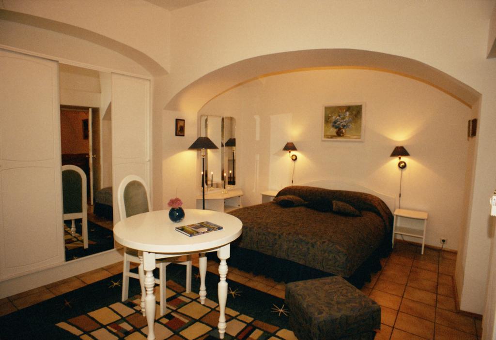 Grybas House Hotell Vilnius Rum bild
